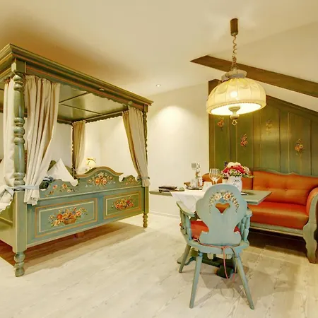 فندق Wellness-hotel Talblick Schömberg