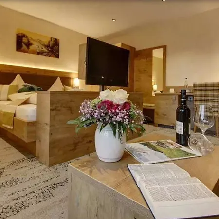 Hotell Wellness-hotel Talblick 3*