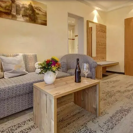 Wellness-hotel Talblick 3* Schömberg