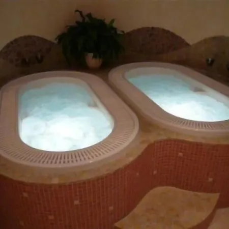 فندق Wellness-hotel Talblick Schömberg