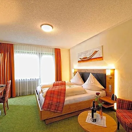 Wellness-hotel Talblick 3* Schömberg