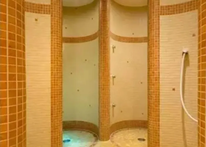 Отель Wellness-hotel Talblick 3*