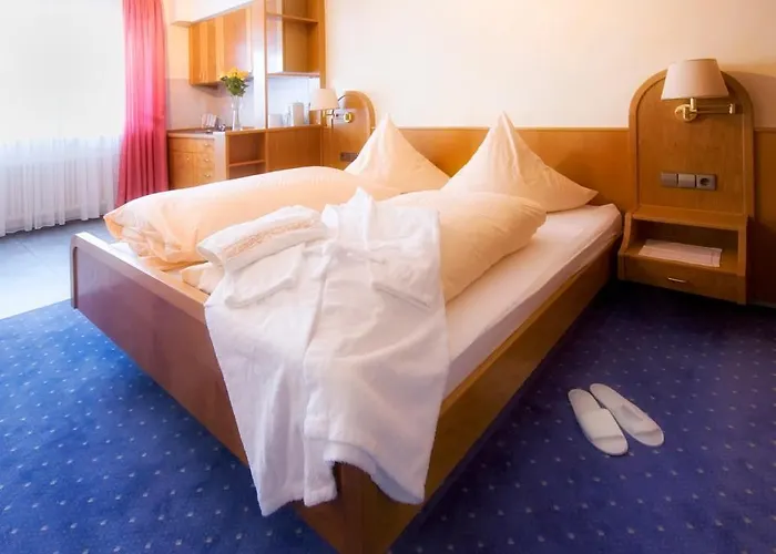 Wellness-hotel Talblick Отель Шёмберг